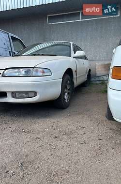 Седан Mazda 626 1993 в 