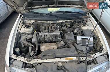 Седан Mazda 626 1993 в 