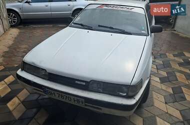 Седан Mazda 626 1988 в 