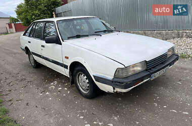 Хэтчбек Mazda 626 1986 в 