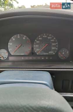 Хэтчбек Mazda 626 1987 в 
