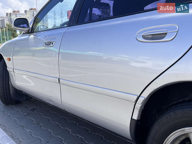 Седан Mazda 626 1996 в Києві