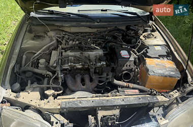 Седан Mazda 626 1999 в 