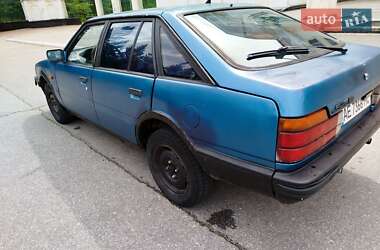Хэтчбек Mazda 626 1986 в 