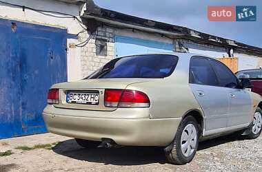 Седан Mazda 626 1993 в 