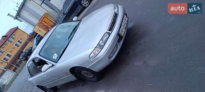 Седан Mazda 626 1997 в Виннице