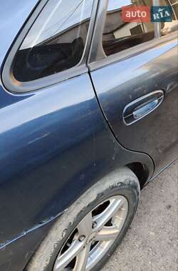 Хэтчбек Mazda 626 1997 в 
