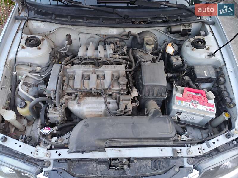 Седан Mazda 626 1998 в Одесі