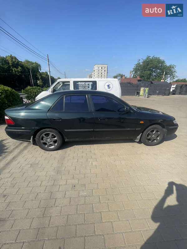 Седан Mazda 626 1998 в Виннице