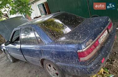 Седан Mazda 626 1990 в Кривом Озере