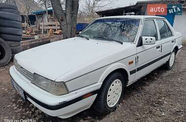 Седан Mazda 626 1986 в Оржиці