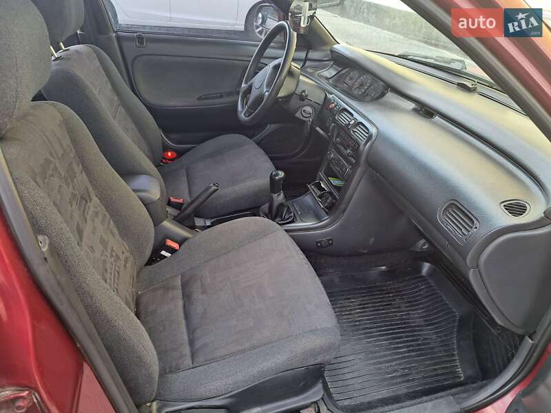 Седан Mazda 626 1996 в Вінниці