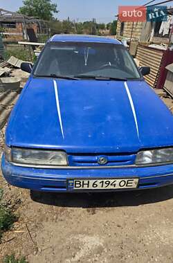 Хэтчбек Mazda 626 1990 в Шабо
