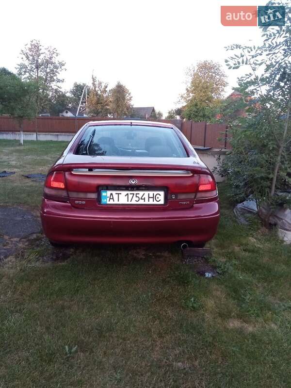 Хэтчбек Mazda 626 1996 в Надворной