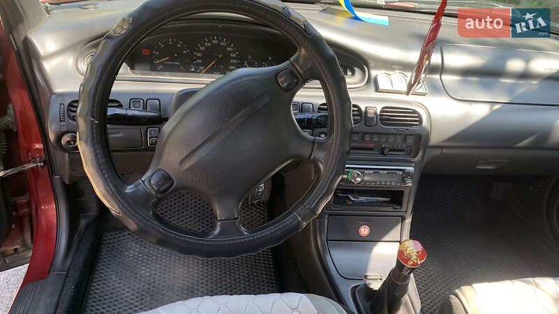 Седан Mazda 626 1998 в Львове