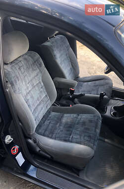 Седан Mazda 626 1999 в 