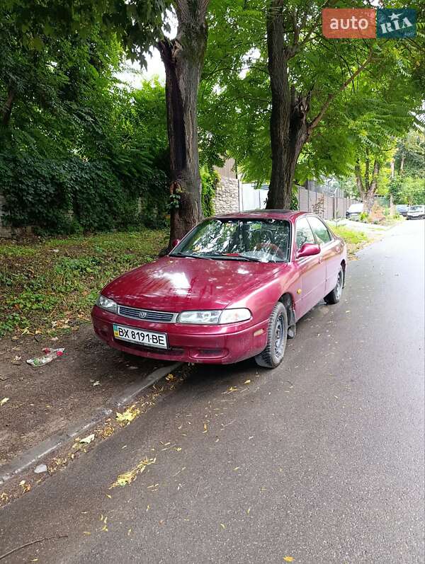 Седан Mazda 626 1996 в Каменец-Подольском