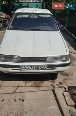 Седан Mazda 626 1990 в 