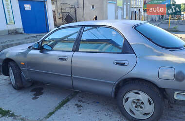 Седан Mazda 626 1992 в 