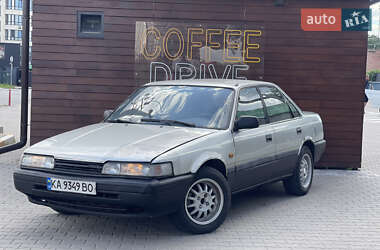 Седан Mazda 626 1989 в Киеве