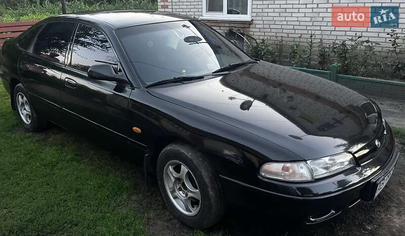 Хэтчбек Mazda 626 1993 в Калиновке