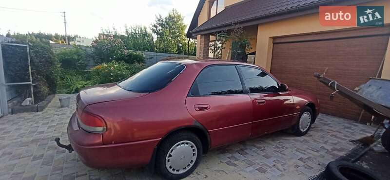 Седан Mazda 626 1993 в Нежине