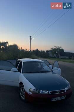 Седан Mazda 626 1993 в Ровно