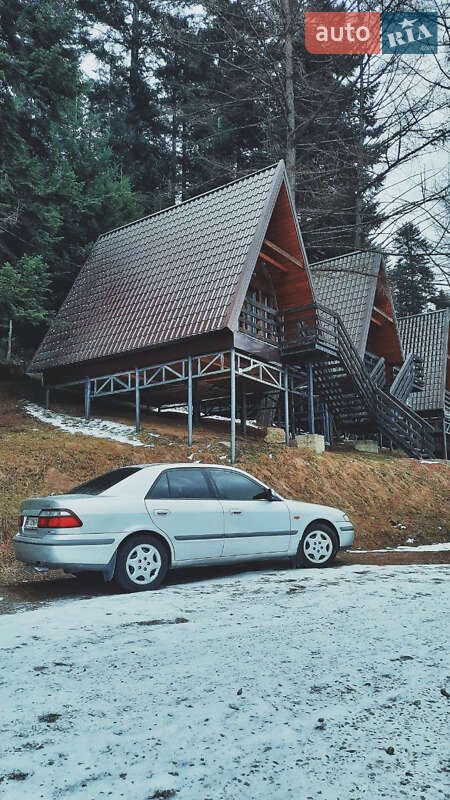 Седан Mazda 626 1998 в 
