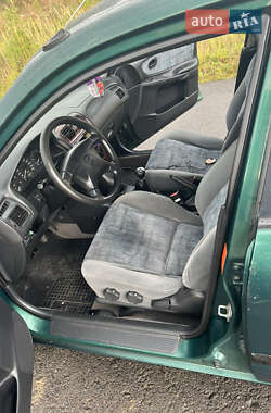 Хэтчбек Mazda 626 1998 в 