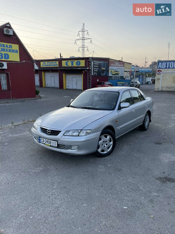 Седан Mazda 626 1999 в 