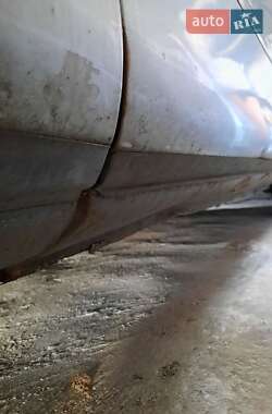Хэтчбек Mazda 626 1991 в 