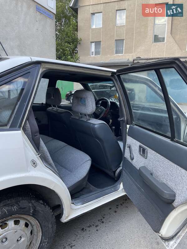 Хэтчбек Mazda 626 1986 в Тернополе