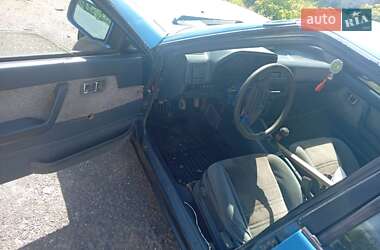 Купе Mazda 626 1987 в 