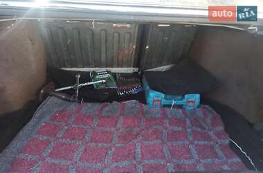 Седан Mazda 626 1985 в 