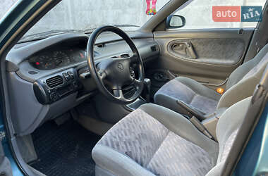 Хэтчбек Mazda 626 1991 в 