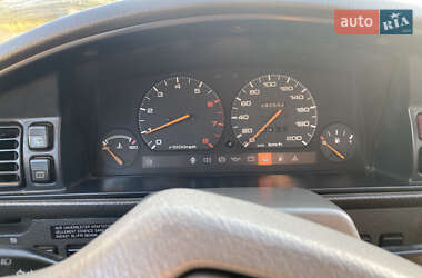 Хэтчбек Mazda 626 1988 в 