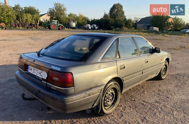 Хэтчбек Mazda 626 1988 в 
