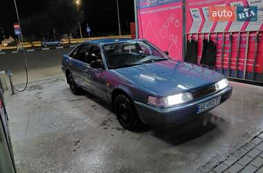 Хэтчбек Mazda 626 1988 в 