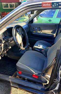 Универсал Mazda 626 1988 в 