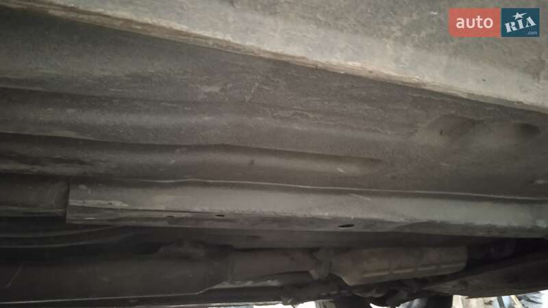 Седан Mazda 626 1999 в Николаеве