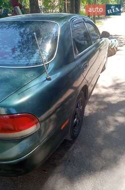 Седан Mazda 626 1993 в 