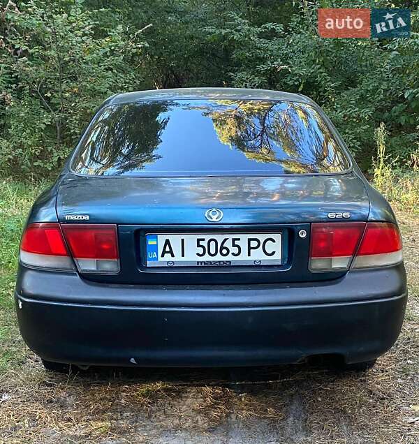 Седан Mazda 626 1993 в Броварах