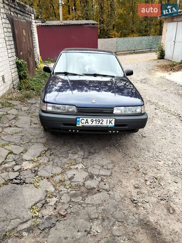Седан Mazda 626 1991 в 