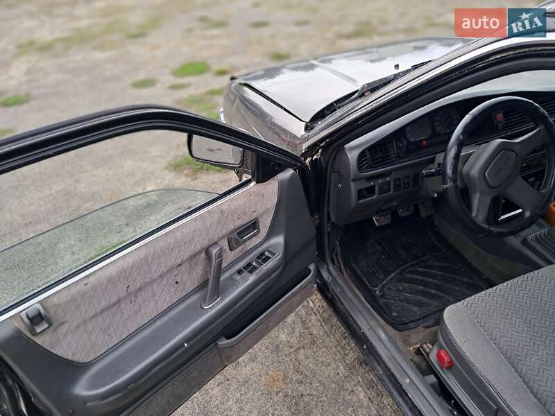 Хэтчбек Mazda 626 1988 в Буче