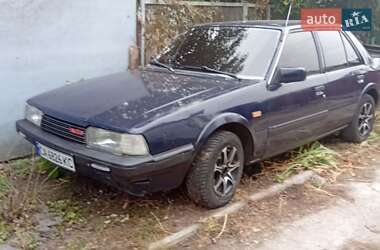 Седан Mazda 626 1986 в Чорнобаї
