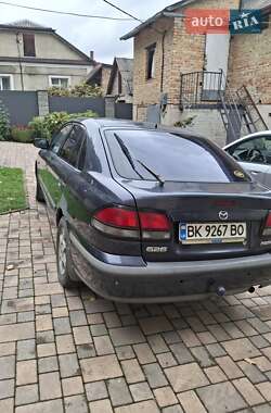 Хэтчбек Mazda 626 1997 в  фото 3 Хэтчбек Mazda 626 1997 в