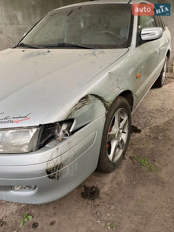 Хэтчбек Mazda 626 2001 в Золотоноше