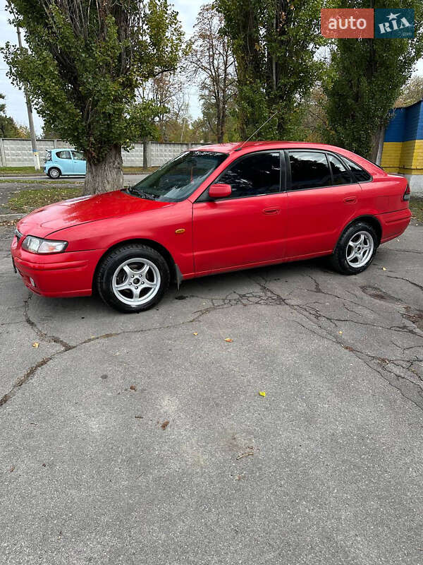 Хэтчбек Mazda 626 1999 в Кременчуге