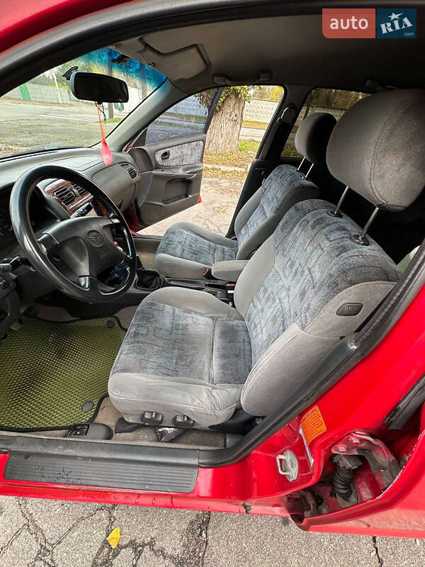 Хэтчбек Mazda 626 1999 в Кременчуге