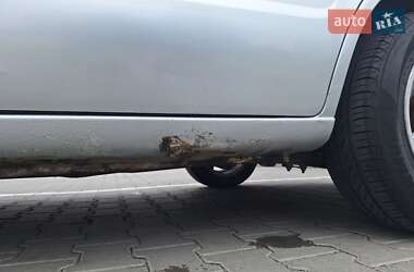 Седан Mazda 626 1998 в  фото 27 Седан Mazda 626 1998 в